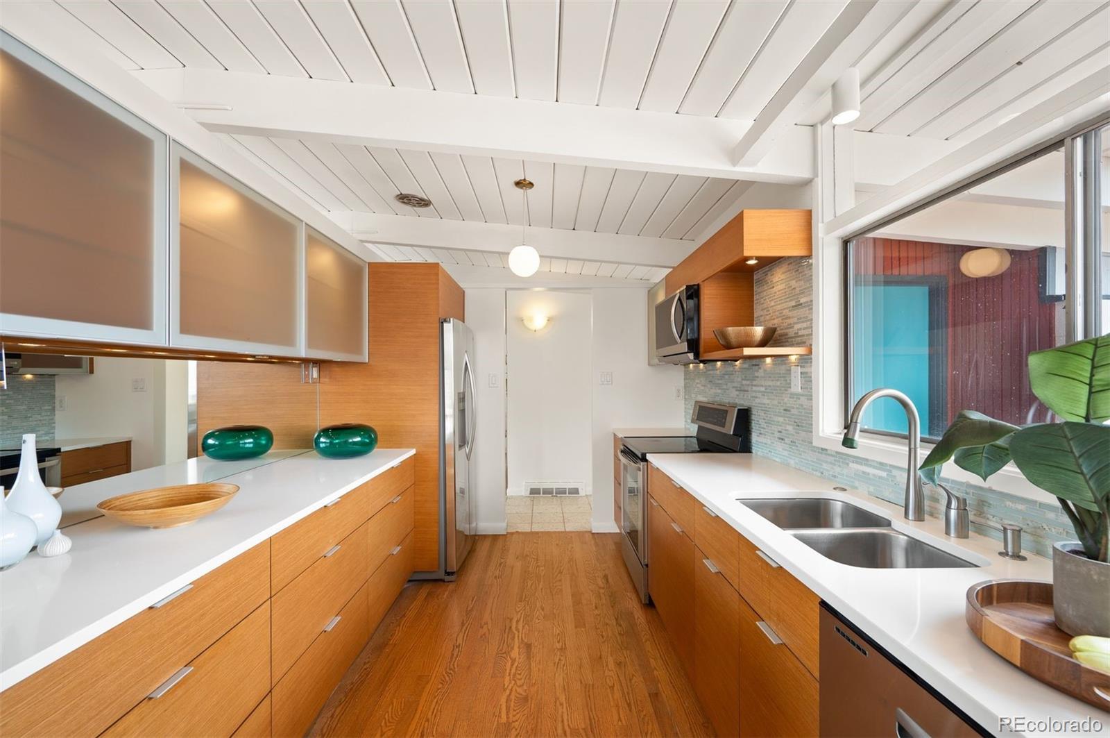 MLS Image #3 for 1405 s elm street,denver, Colorado