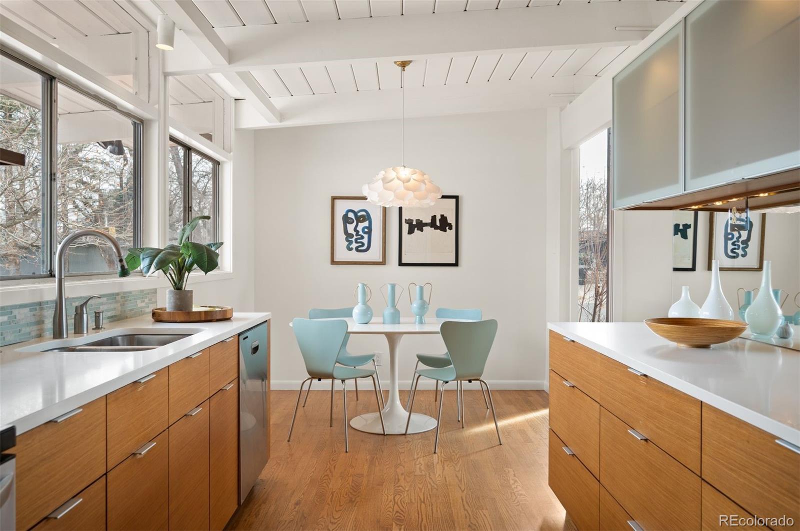 MLS Image #4 for 1405 s elm street,denver, Colorado