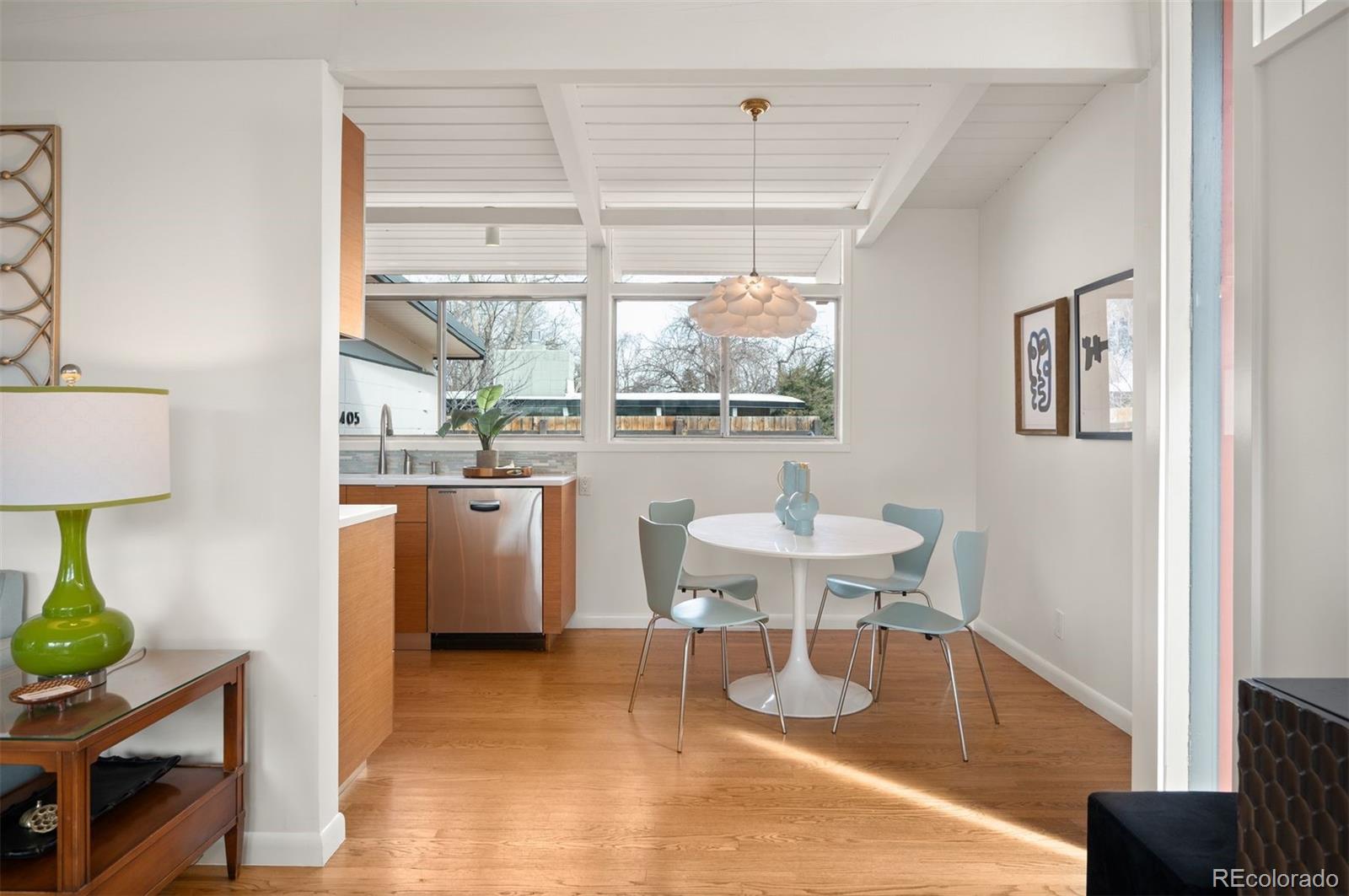 MLS Image #8 for 1405 s elm street,denver, Colorado