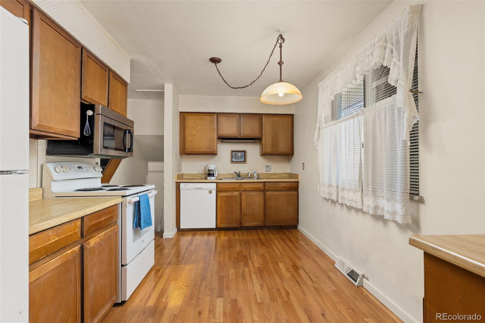 MLS Image #9 for 1404 s dover way,lakewood, Colorado