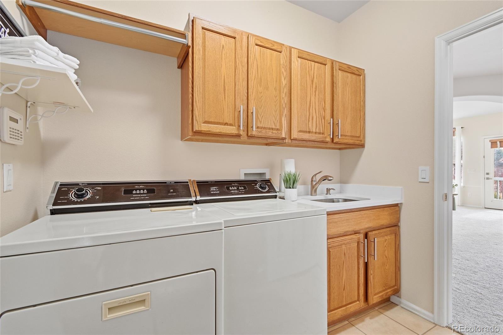 MLS Image #9 for 22386 e arbor place,aurora, Colorado