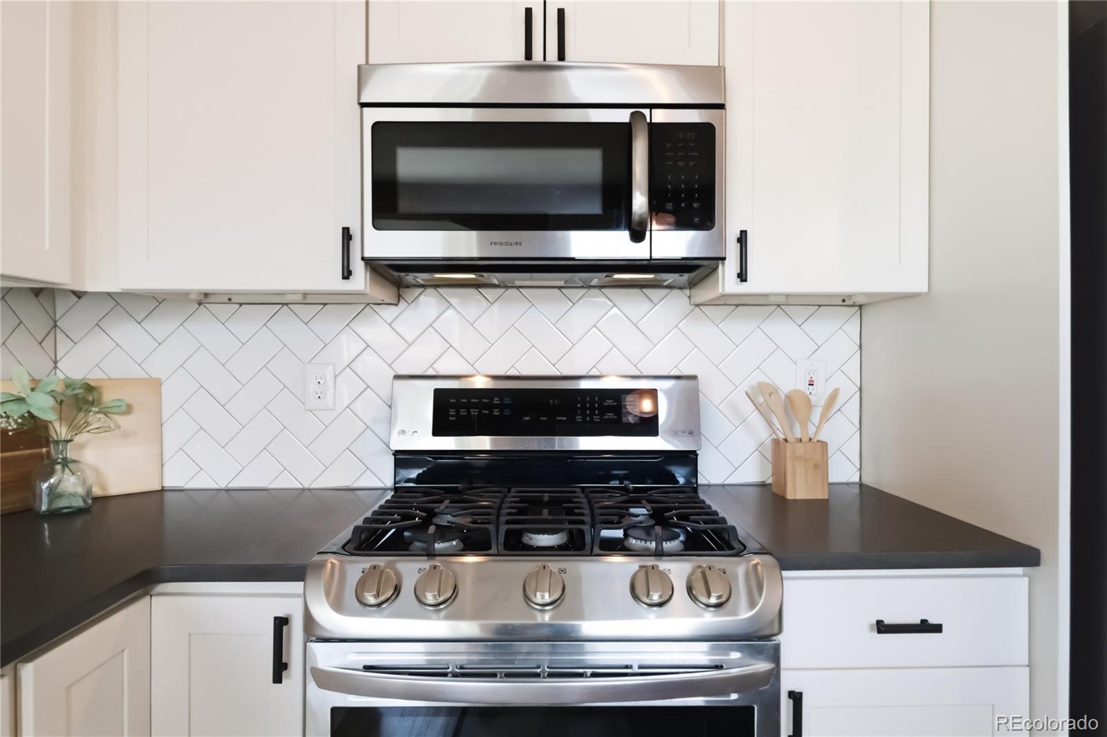MLS Image #14 for 3055  ash street,denver, Colorado