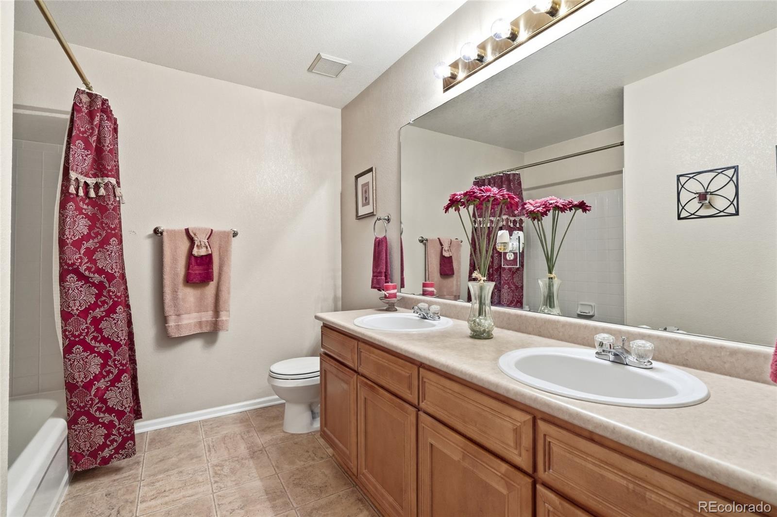 MLS Image #17 for 1601 s buchanan circle,aurora, Colorado