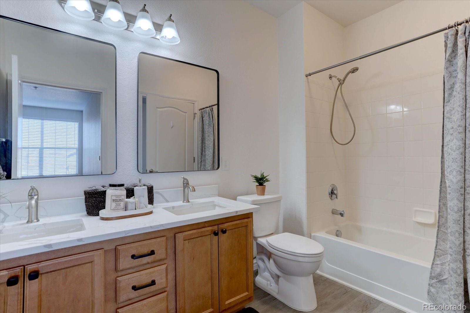 MLS Image #14 for 18657  stroh road 4107,parker, Colorado