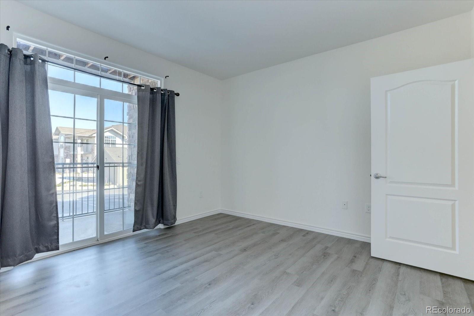 MLS Image #9 for 18657  stroh road 4107,parker, Colorado