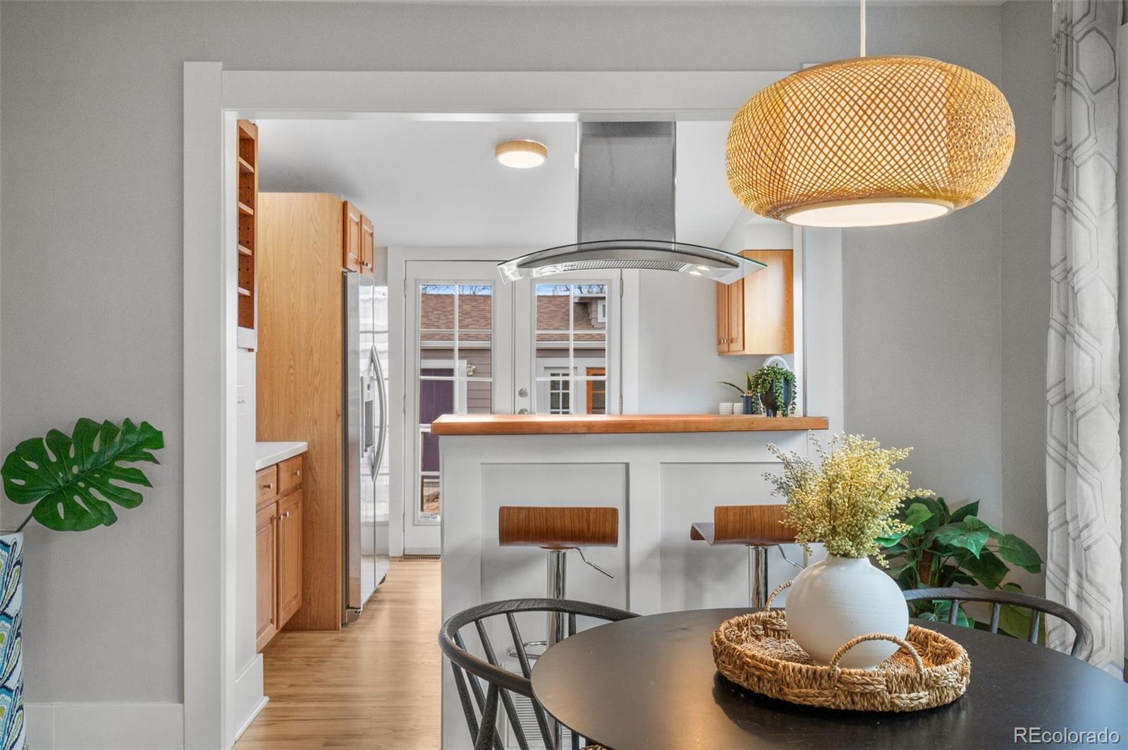MLS Image #12 for 2200 s corona street,denver, Colorado