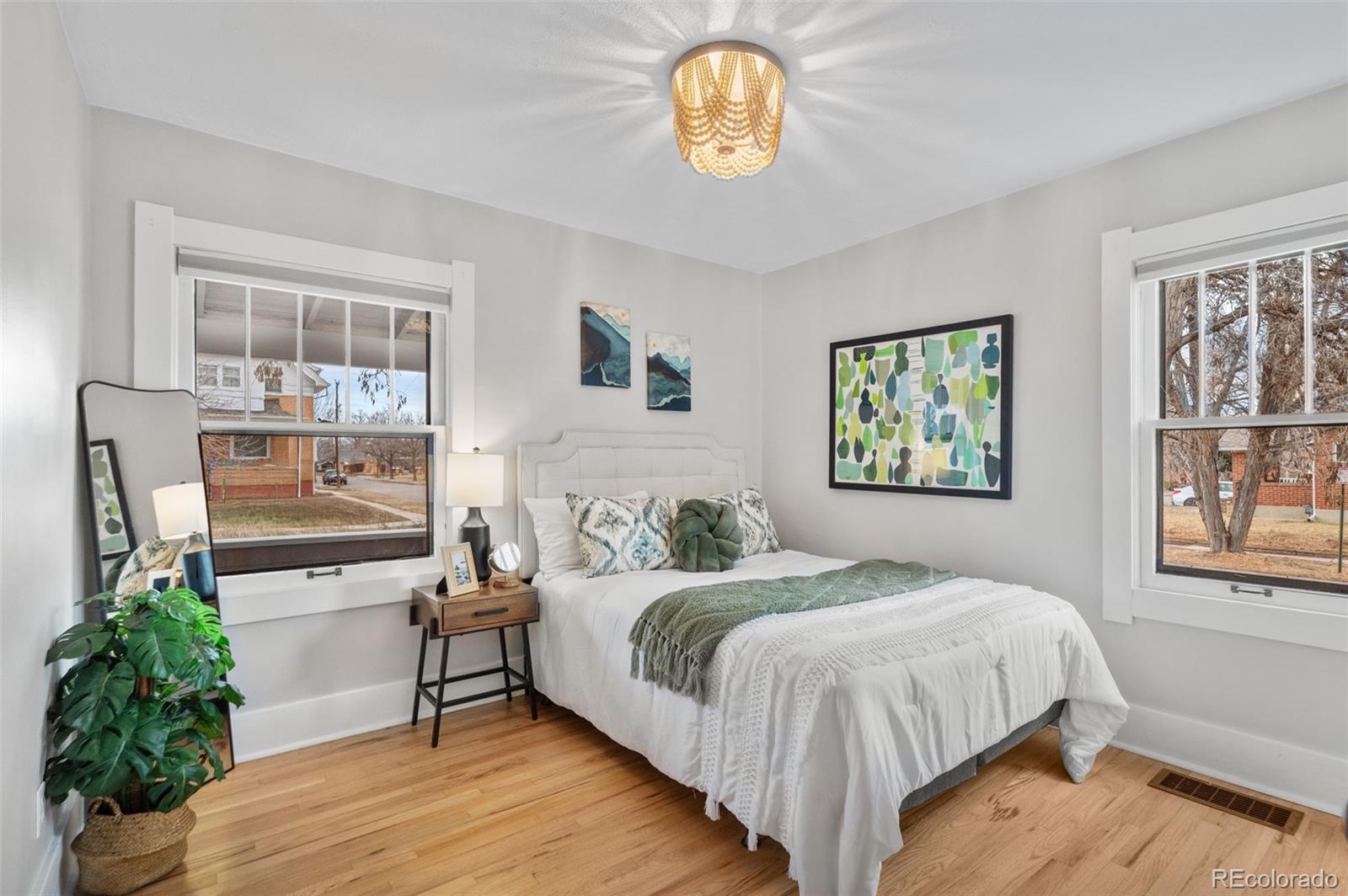 MLS Image #13 for 2200 s corona street,denver, Colorado