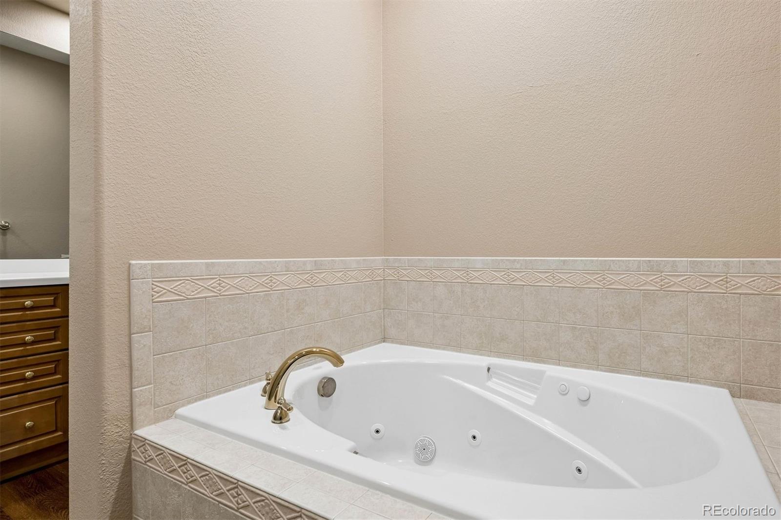 MLS Image #23 for 8526 w quarles place,littleton, Colorado
