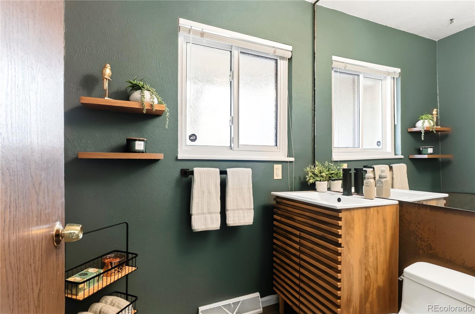 MLS Image #24 for 7063 e warren drive,denver, Colorado