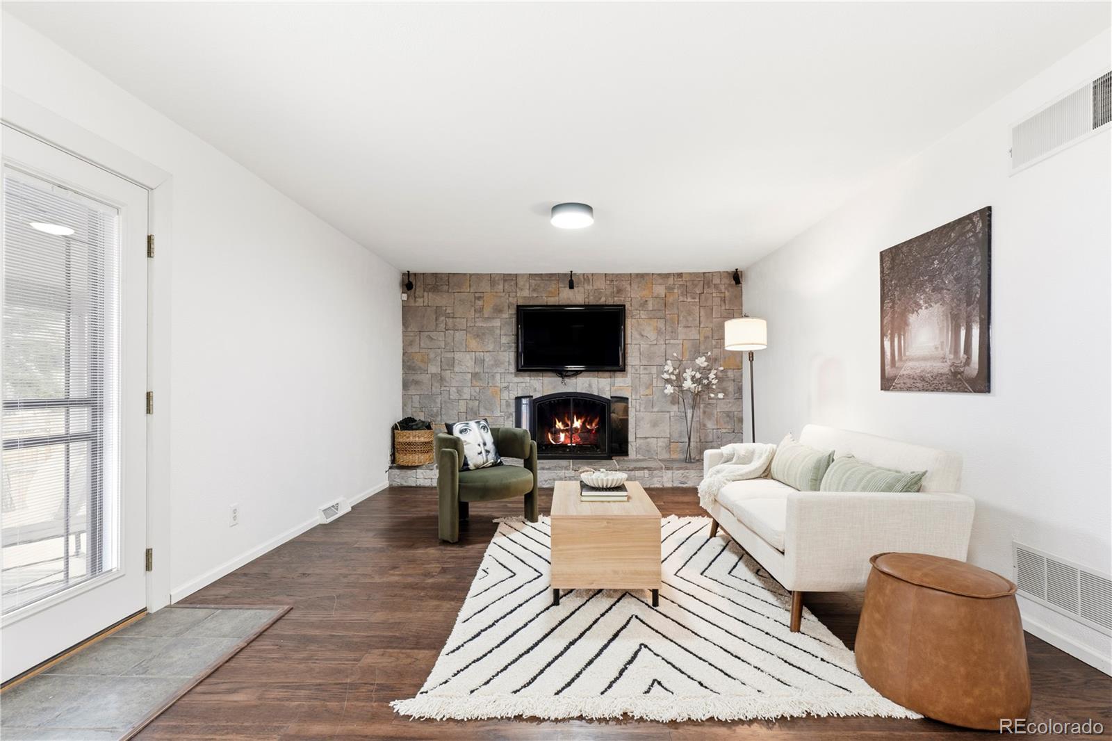 MLS Image #3 for 7063 e warren drive,denver, Colorado