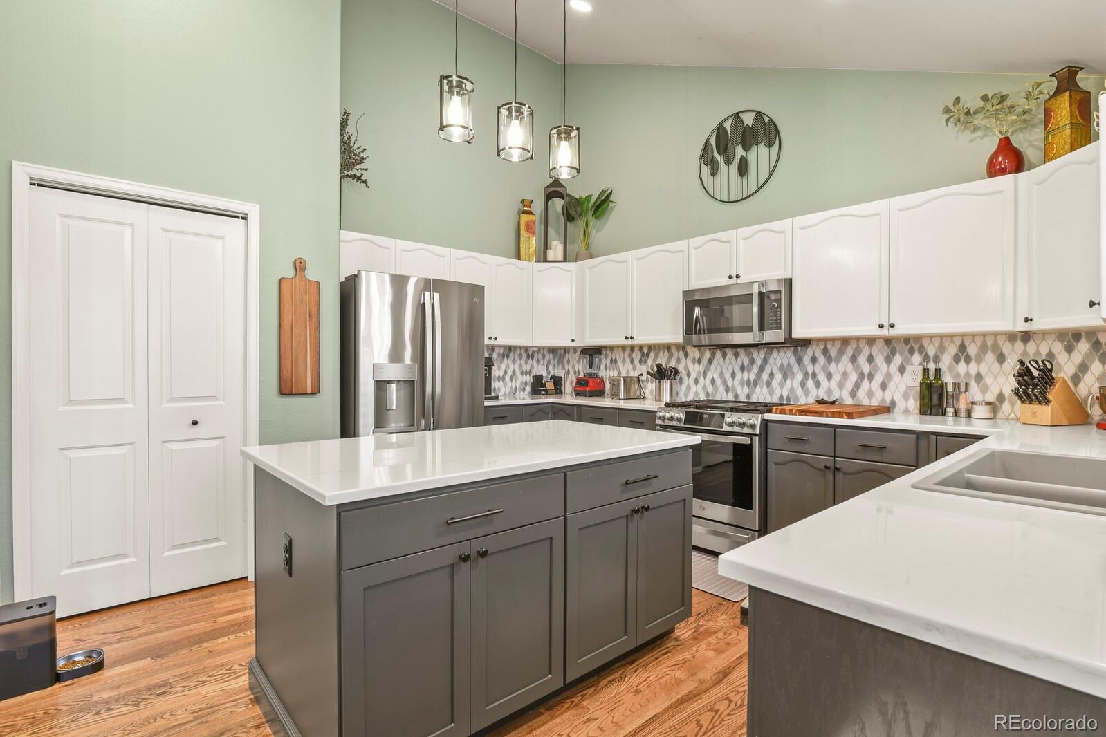 MLS Image #10 for 3265  flying horse road,colorado springs, Colorado