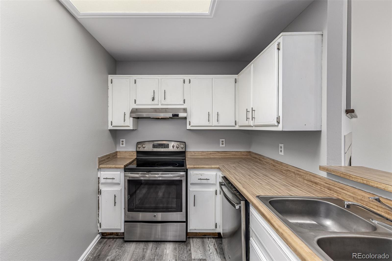 MLS Image #8 for 824  london green way ,colorado springs, Colorado