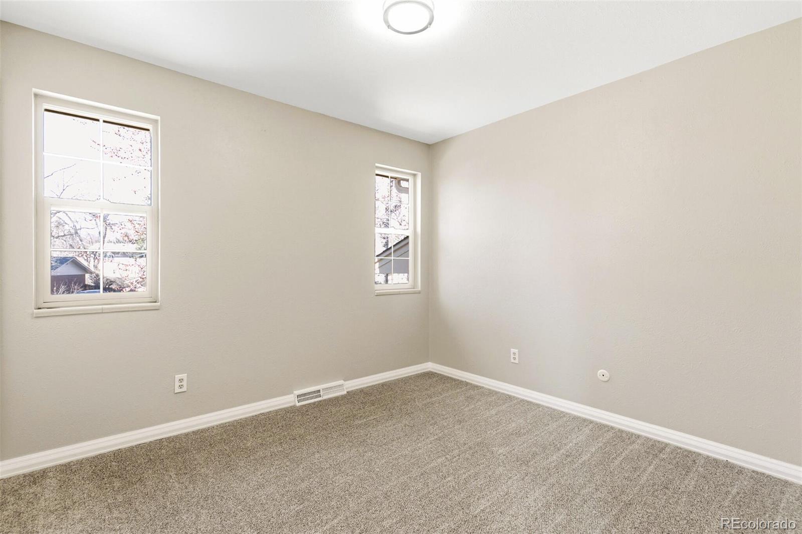 MLS Image #15 for 824 s lewis street,lakewood, Colorado