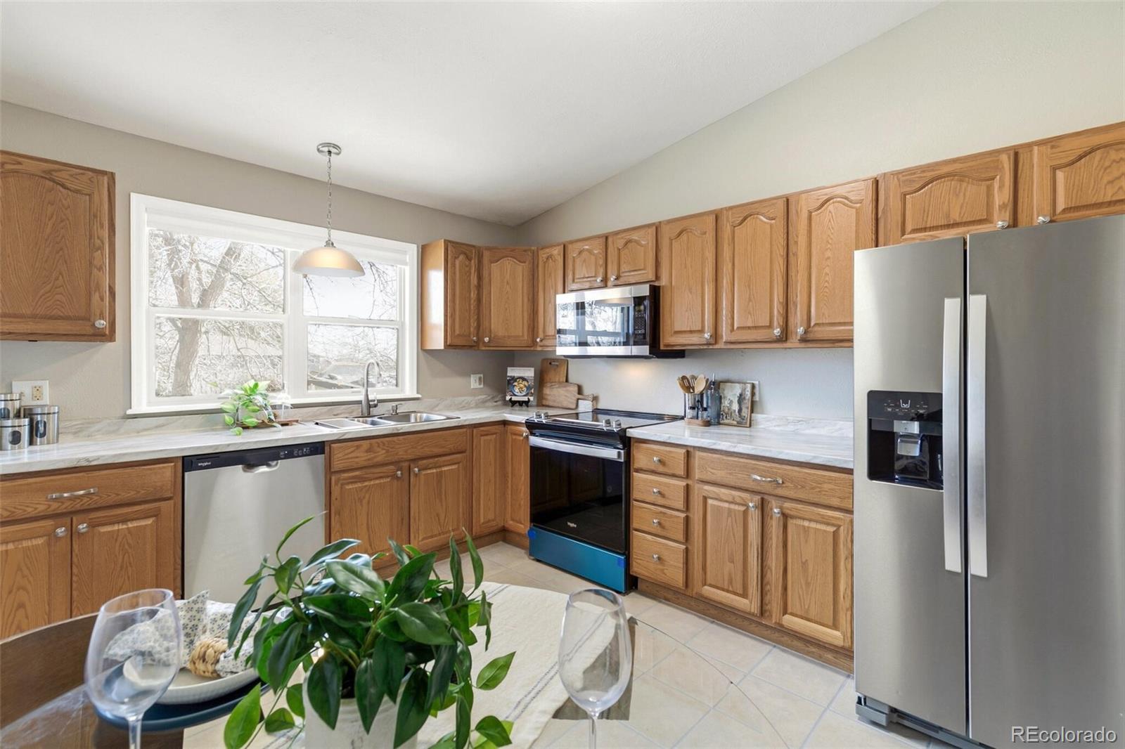 MLS Image #7 for 824 s lewis street,lakewood, Colorado