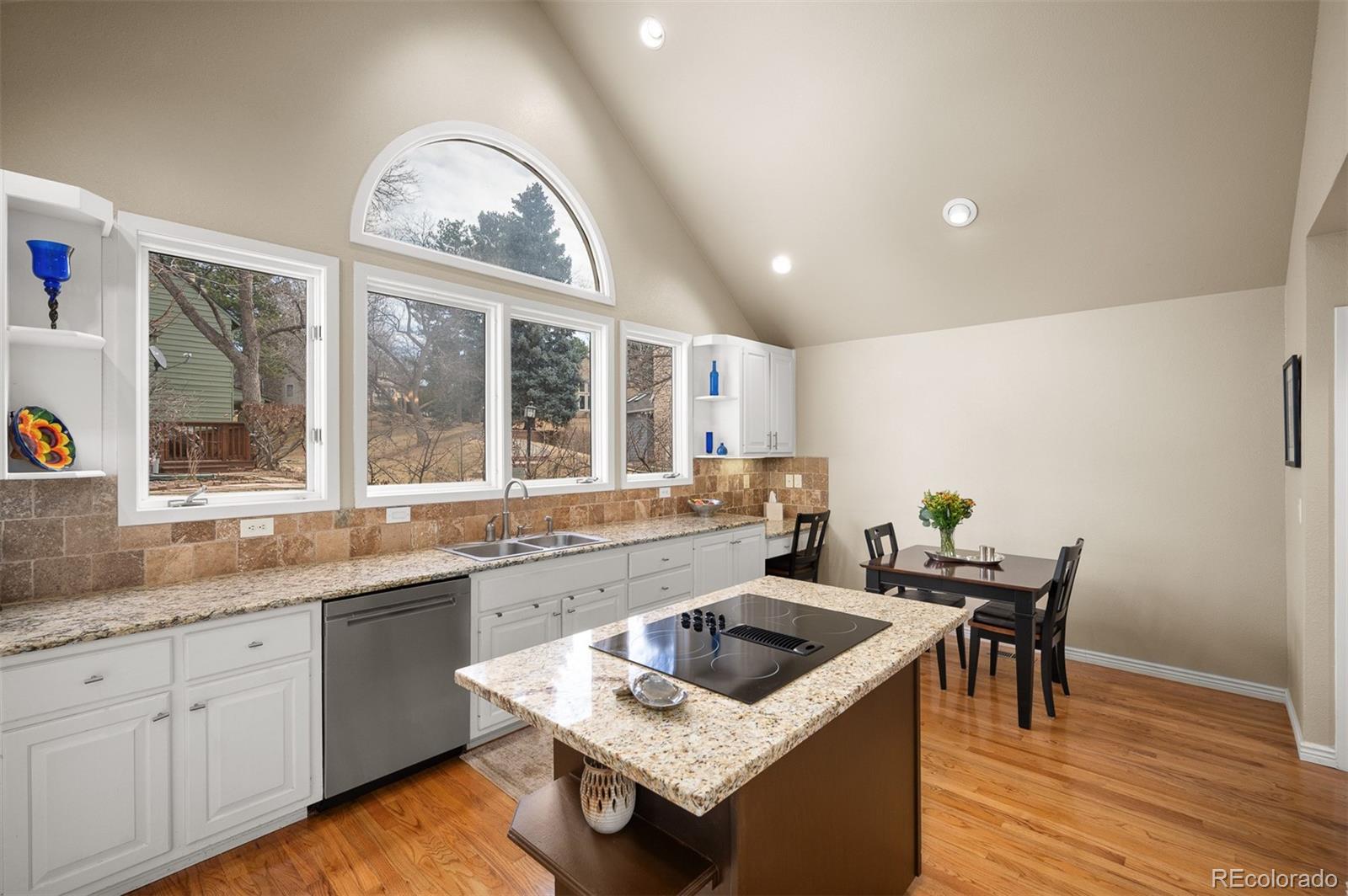 MLS Image #11 for 8505 e temple drive,denver, Colorado