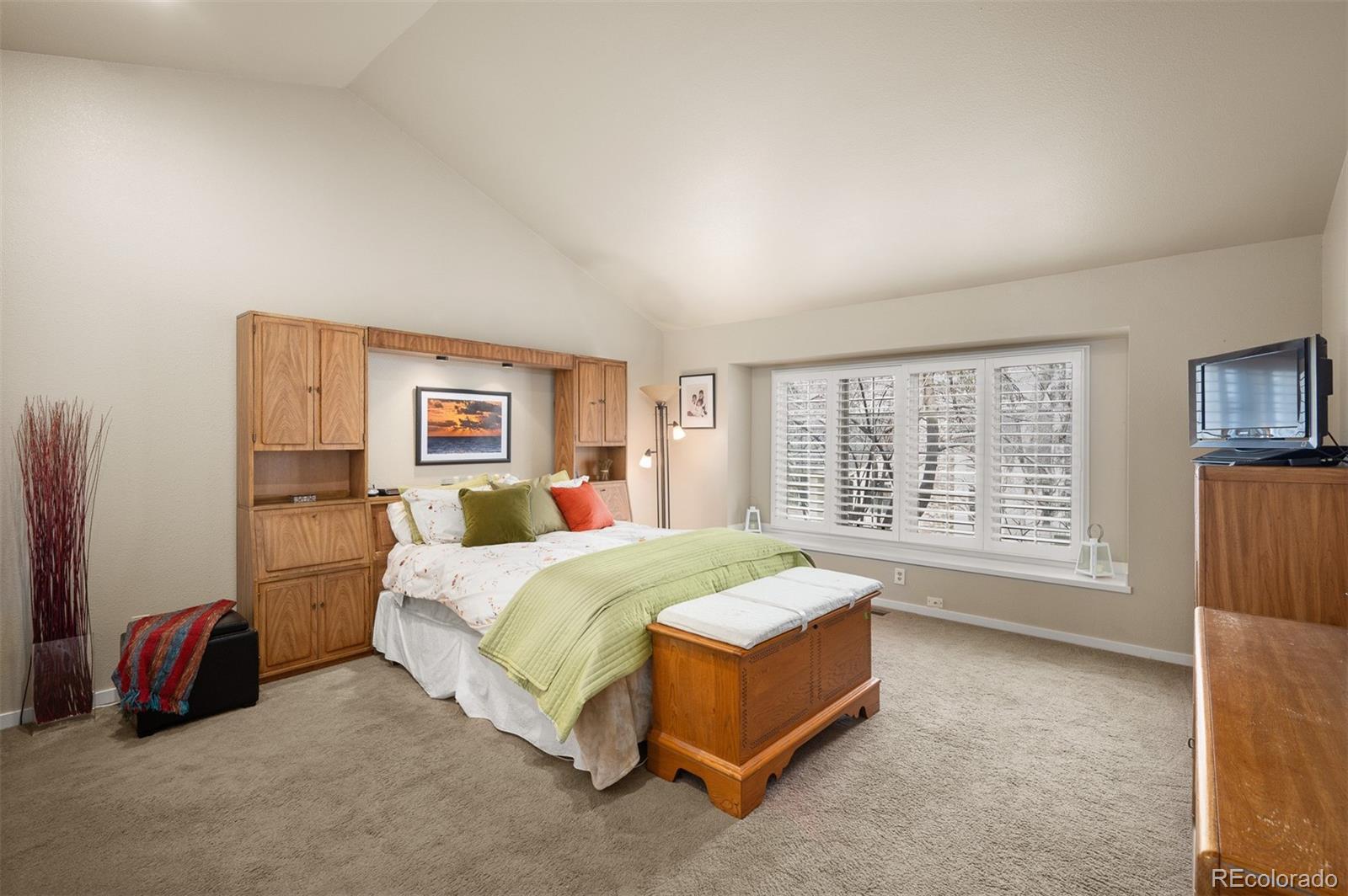 MLS Image #13 for 8505 e temple drive,denver, Colorado