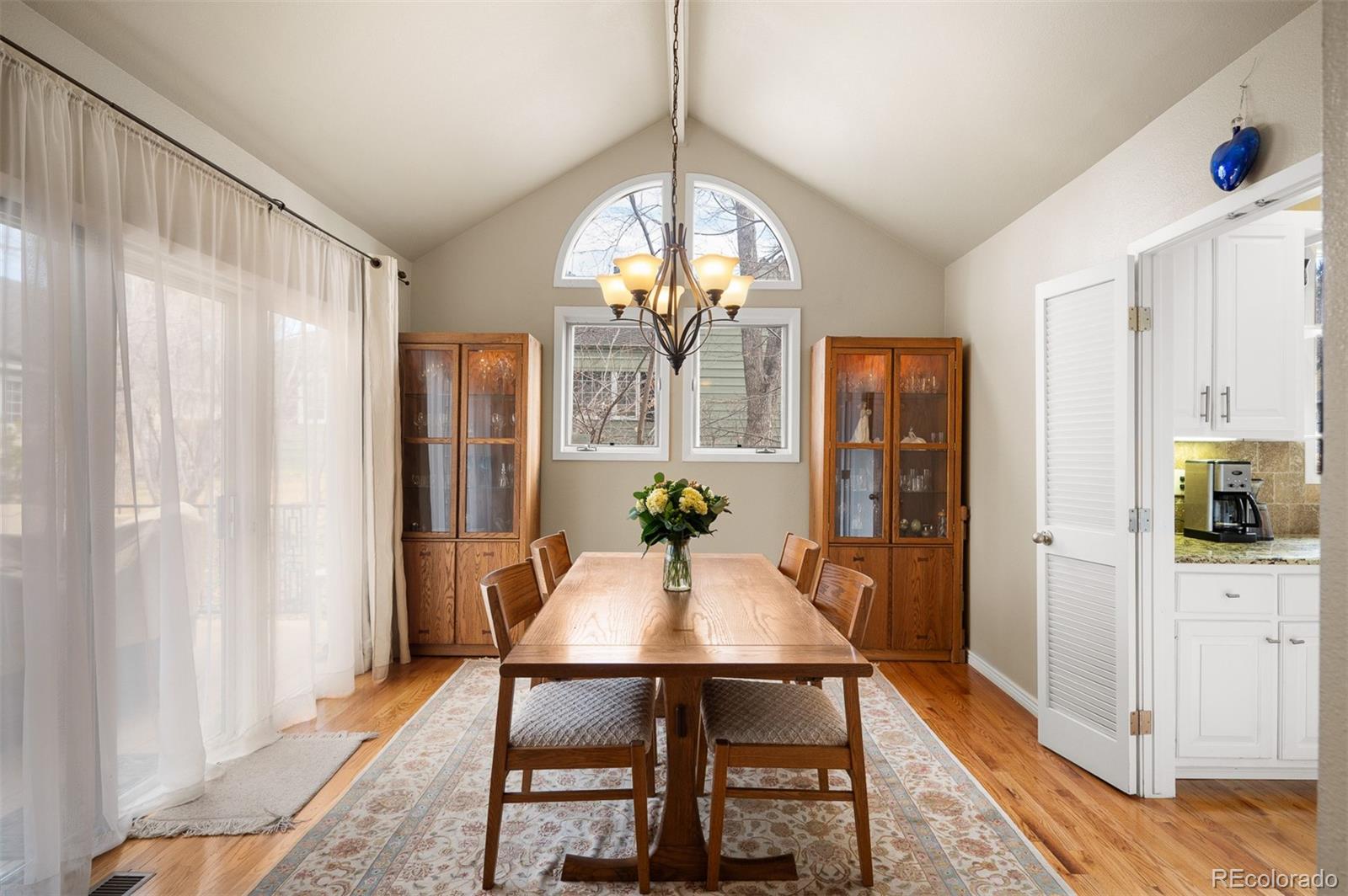 MLS Image #7 for 8505 e temple drive,denver, Colorado