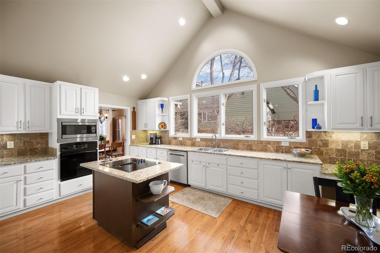 MLS Image #9 for 8505 e temple drive,denver, Colorado