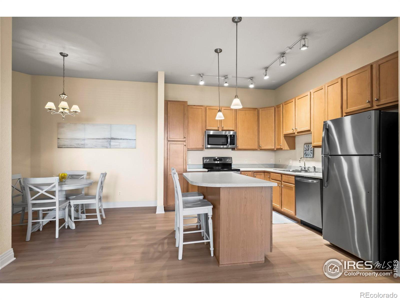 MLS Image #13 for 209  quebec street l,denver, Colorado