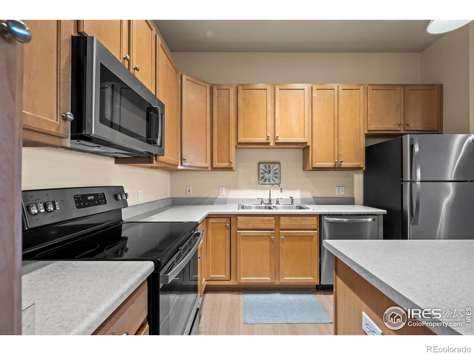 MLS Image #16 for 209  quebec street l,denver, Colorado