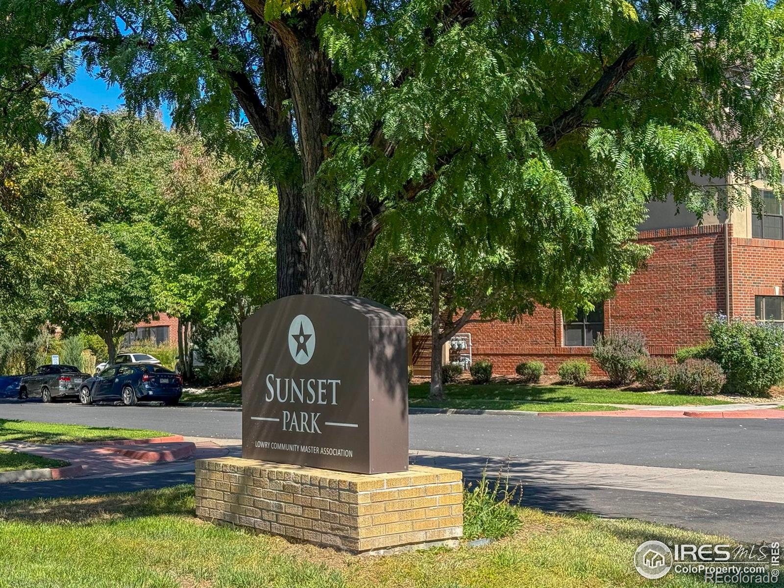 MLS Image #33 for 209  quebec street l,denver, Colorado