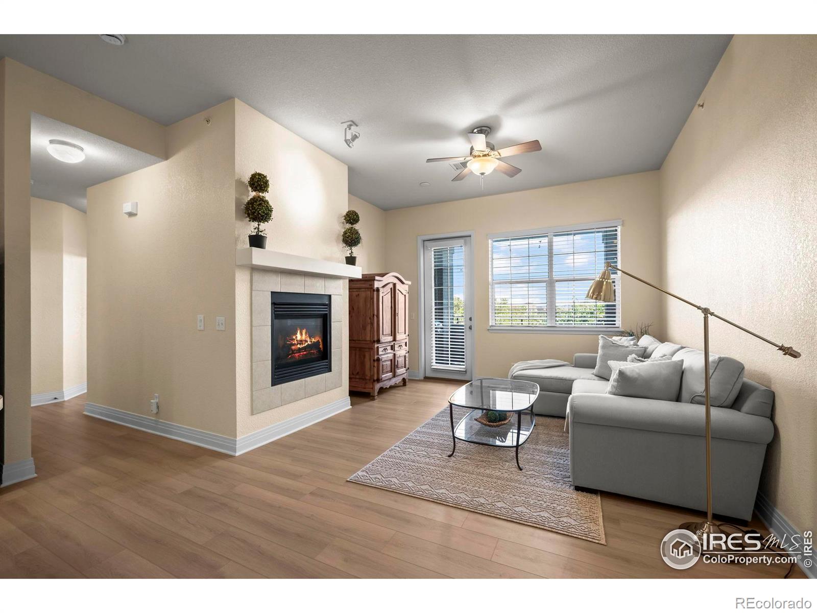 MLS Image #7 for 209  quebec street l,denver, Colorado