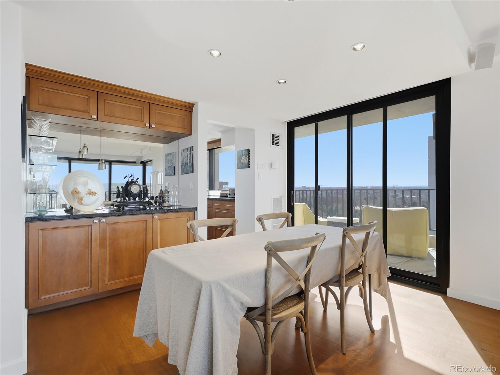 MLS Image #10 for 1111  race street ph-a,denver, Colorado