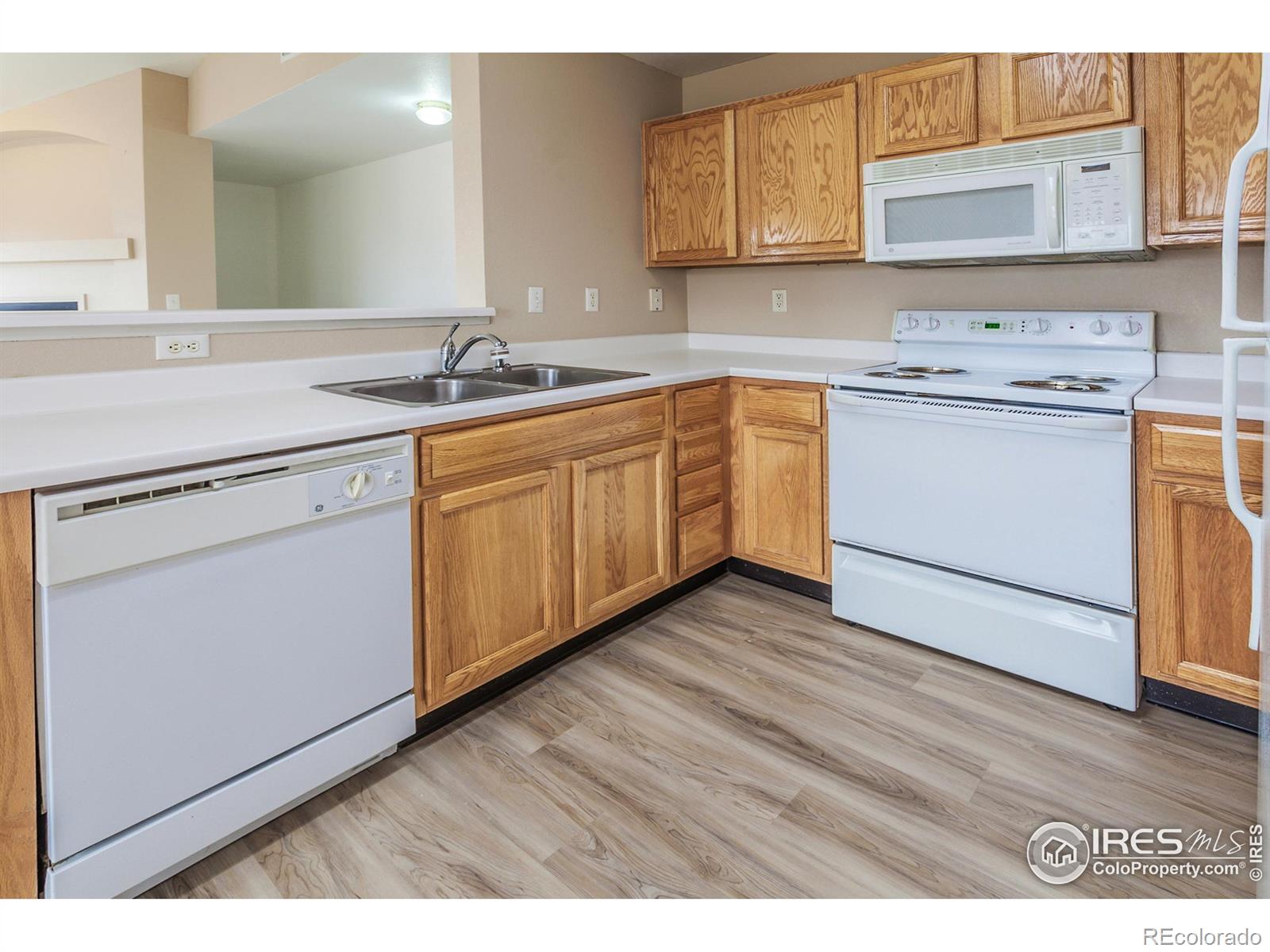 MLS Image #9 for 3002 w elizabeth street,fort collins, Colorado