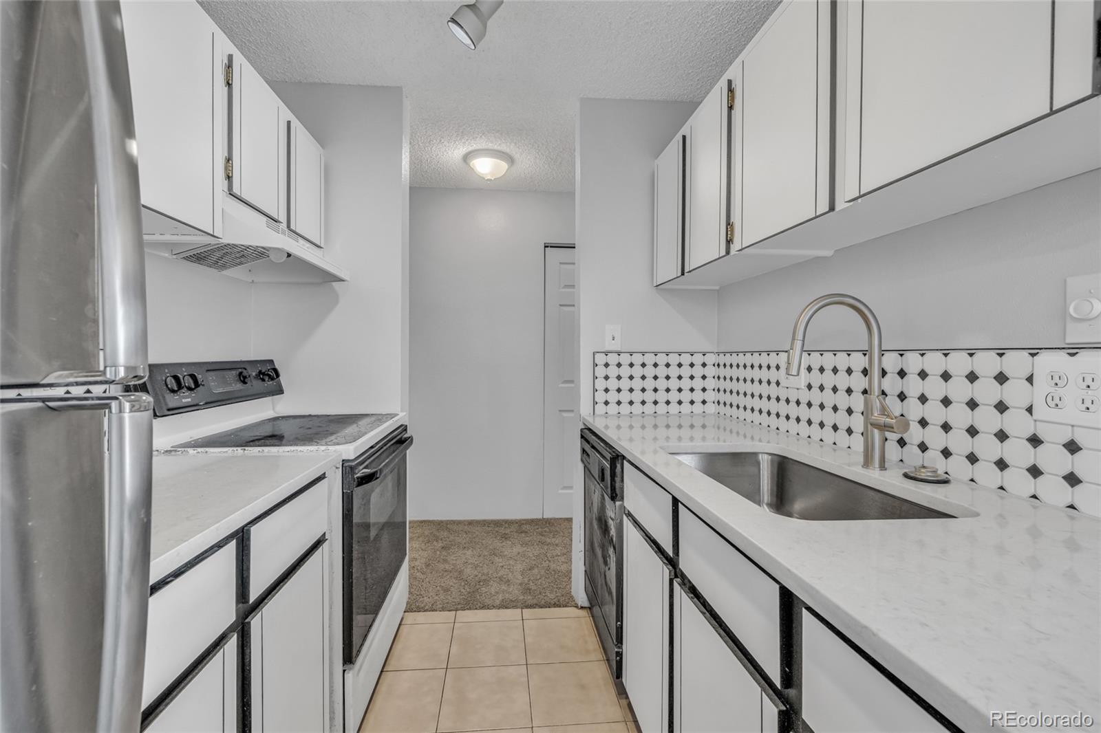 MLS Image #1 for 10211  ura lane 3-301,thornton, Colorado