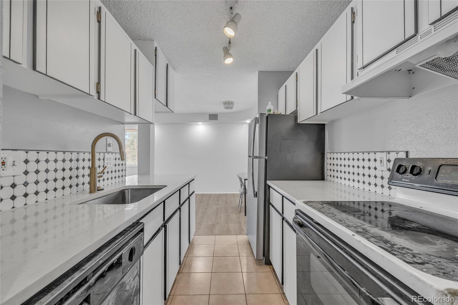 MLS Image #24 for 10211  ura lane 3-301,thornton, Colorado