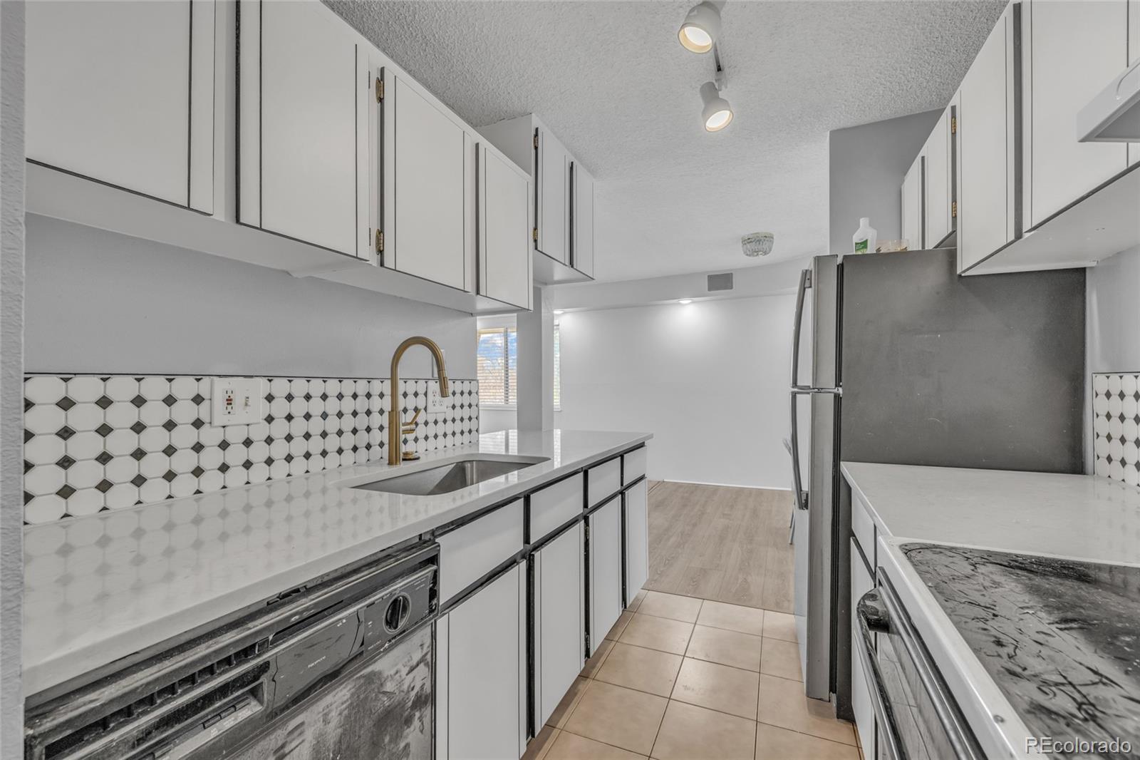 MLS Image #33 for 10211  ura lane 3-301,thornton, Colorado