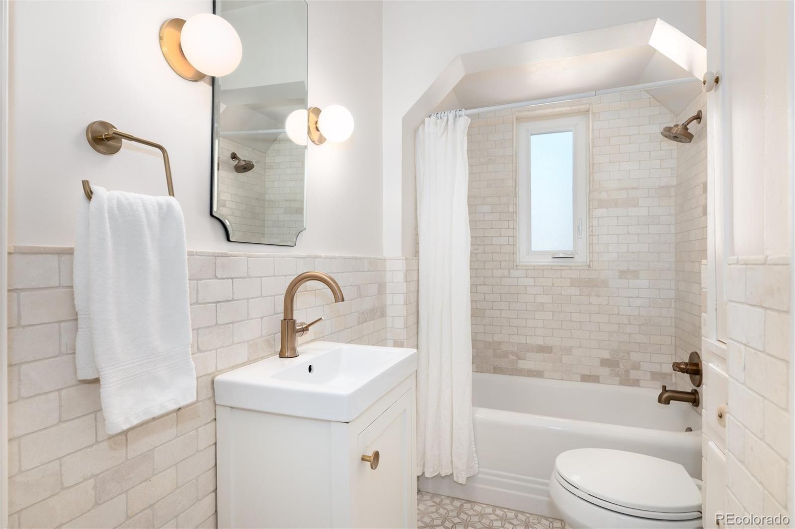 MLS Image #18 for 2634  stuart street,denver, Colorado