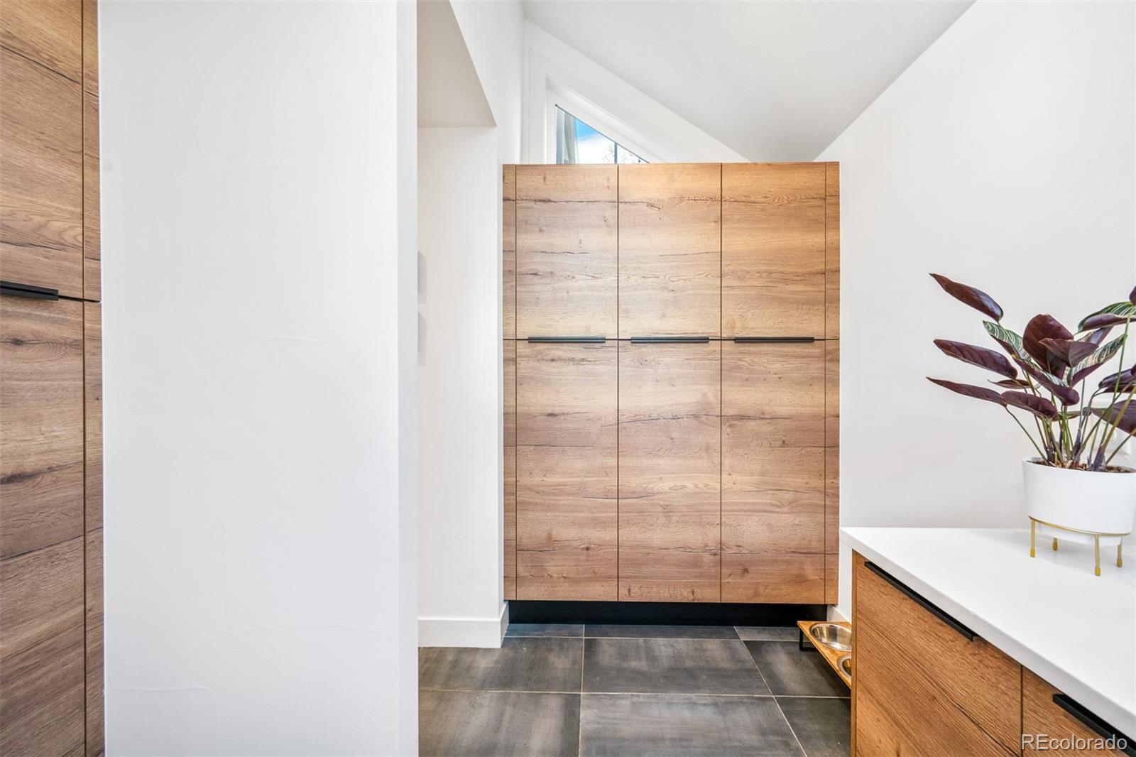 MLS Image #26 for 2490 s garfield street,denver, Colorado