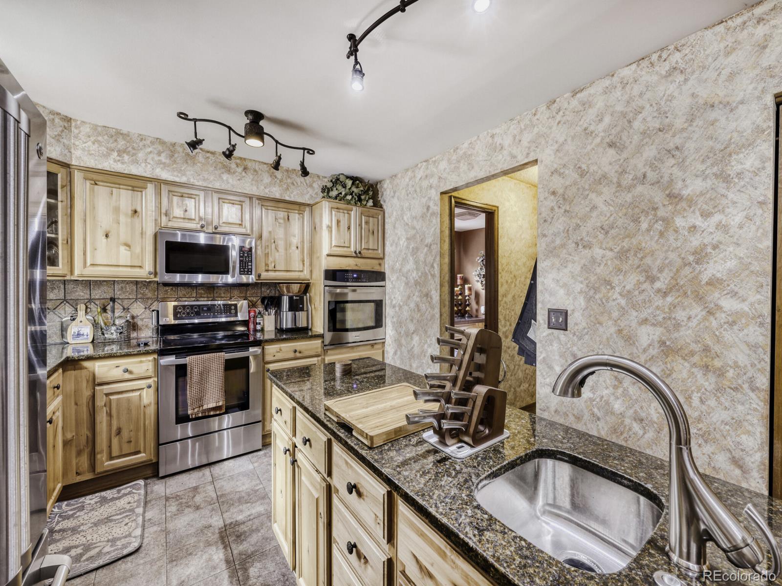 MLS Image #4 for 1178 w 132nd place,denver, Colorado
