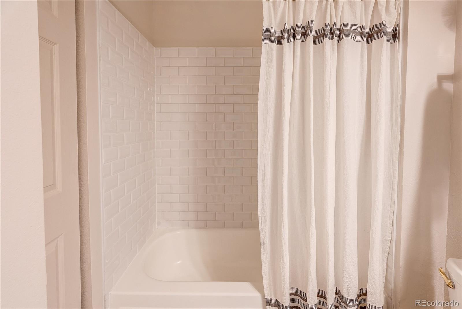 MLS Image #29 for 18064 e ohio avenue 204,aurora, Colorado