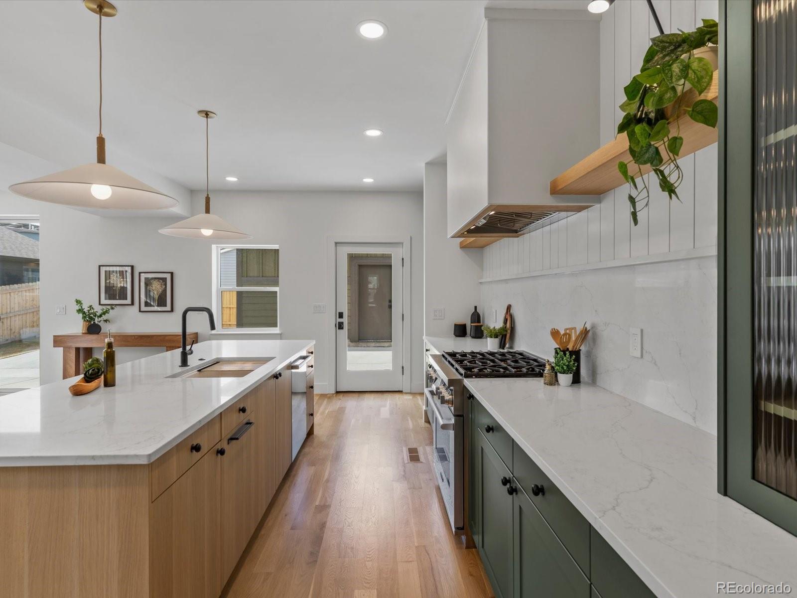 MLS Image #12 for 5071 n stuart street,denver, Colorado
