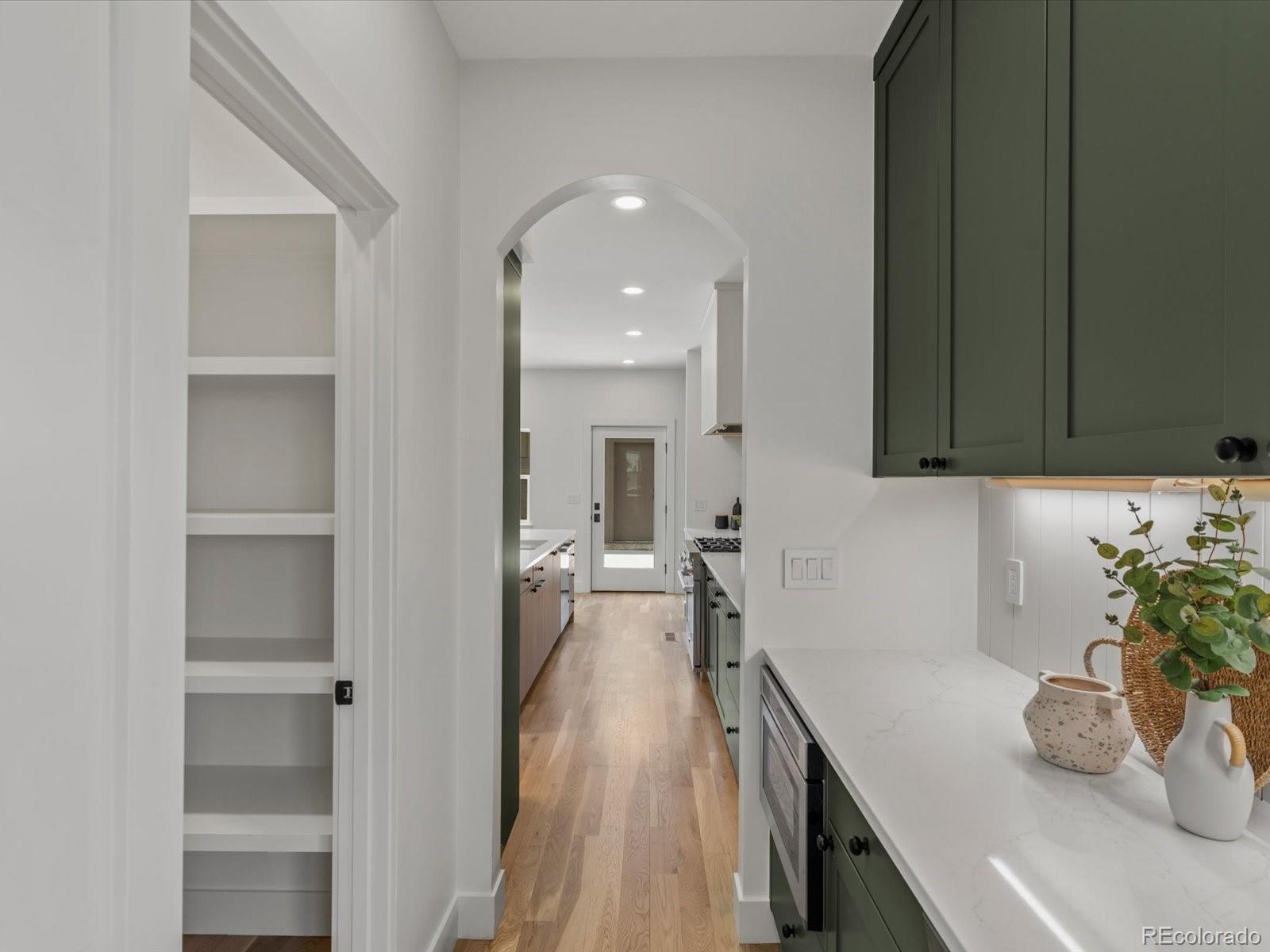 MLS Image #13 for 5071 n stuart street,denver, Colorado