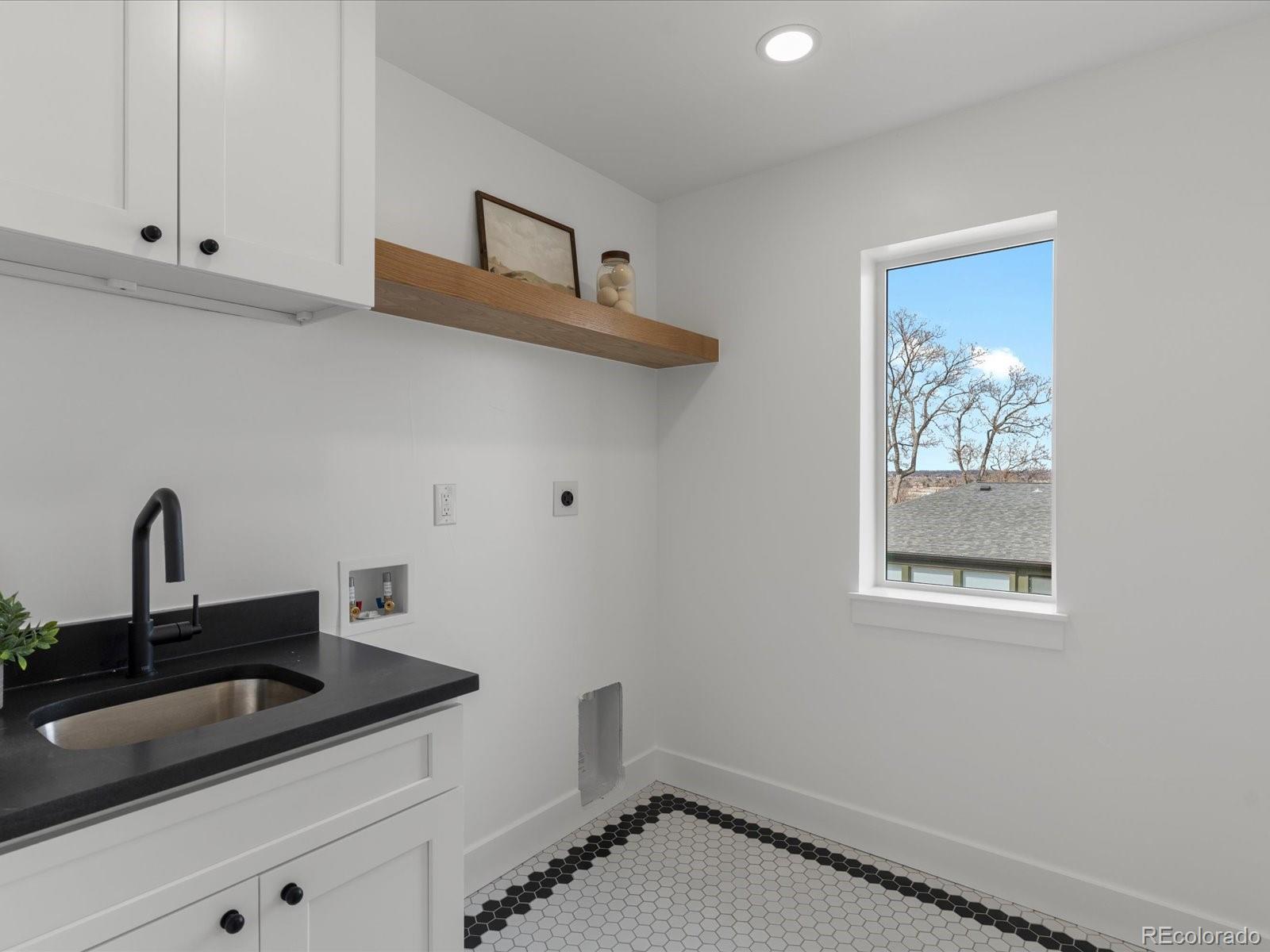 MLS Image #39 for 5071 n stuart street,denver, Colorado