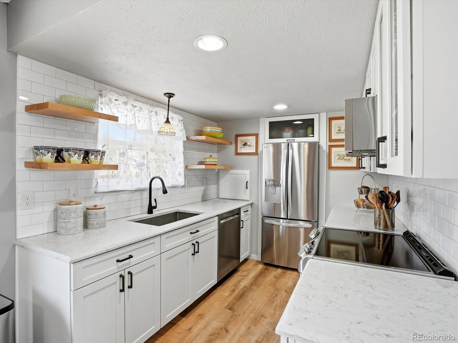 MLS Image #11 for 8727  flower court,arvada, Colorado