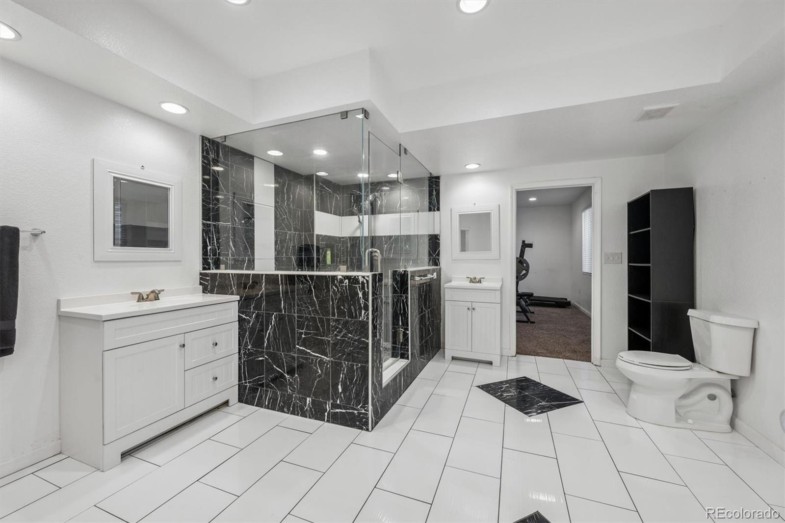 MLS Image #18 for 5309  liverpool street,denver, Colorado