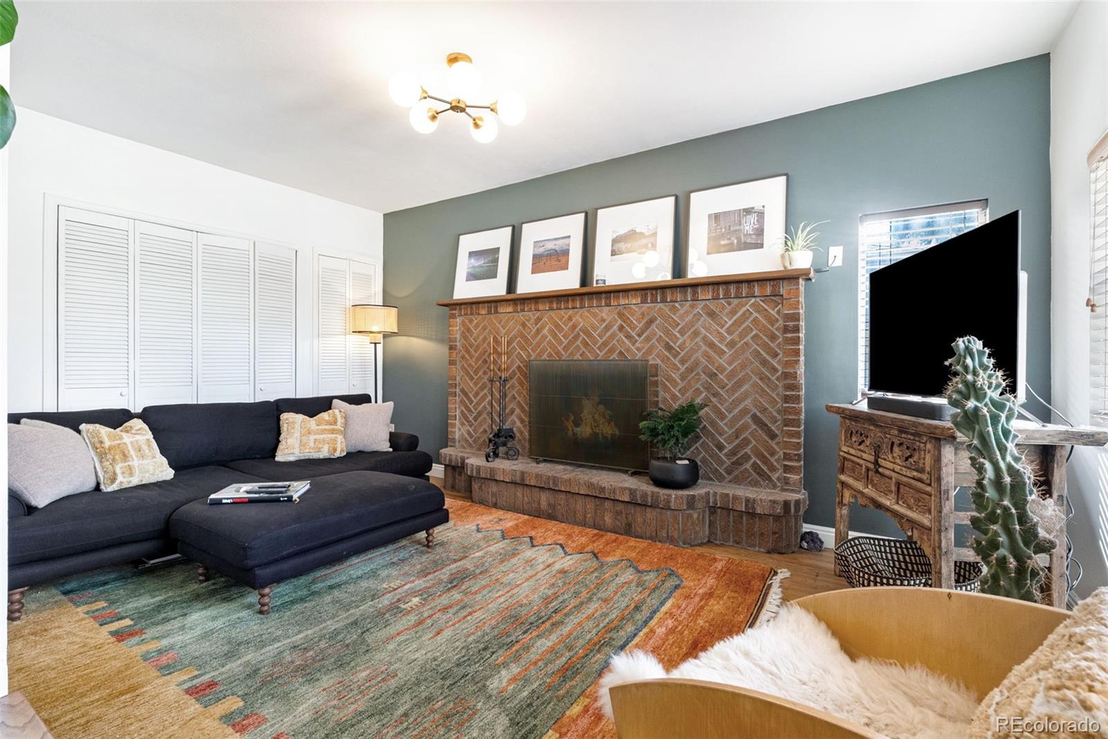 MLS Image #11 for 2240 s irving street,denver, Colorado