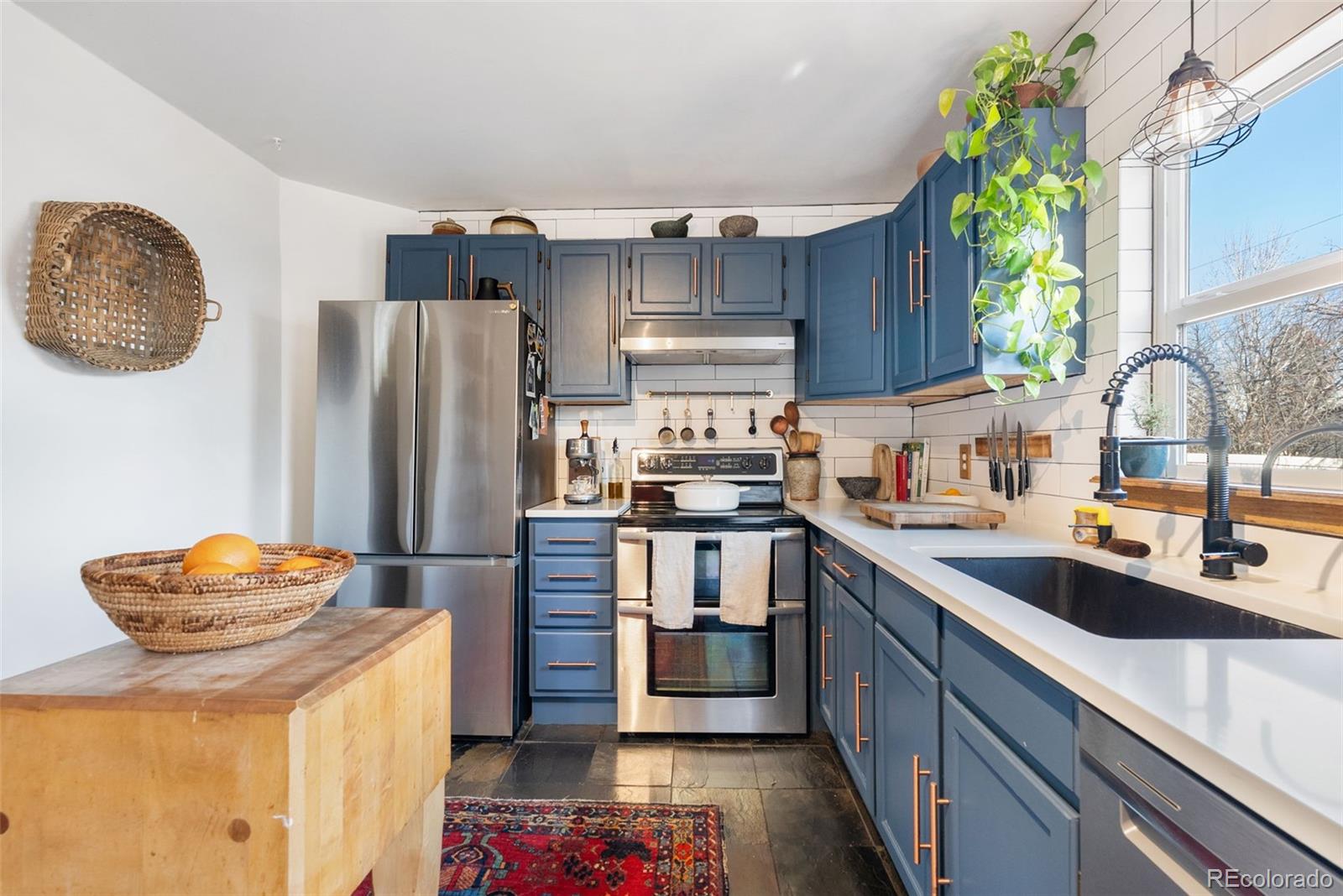 MLS Image #7 for 2240 s irving street,denver, Colorado