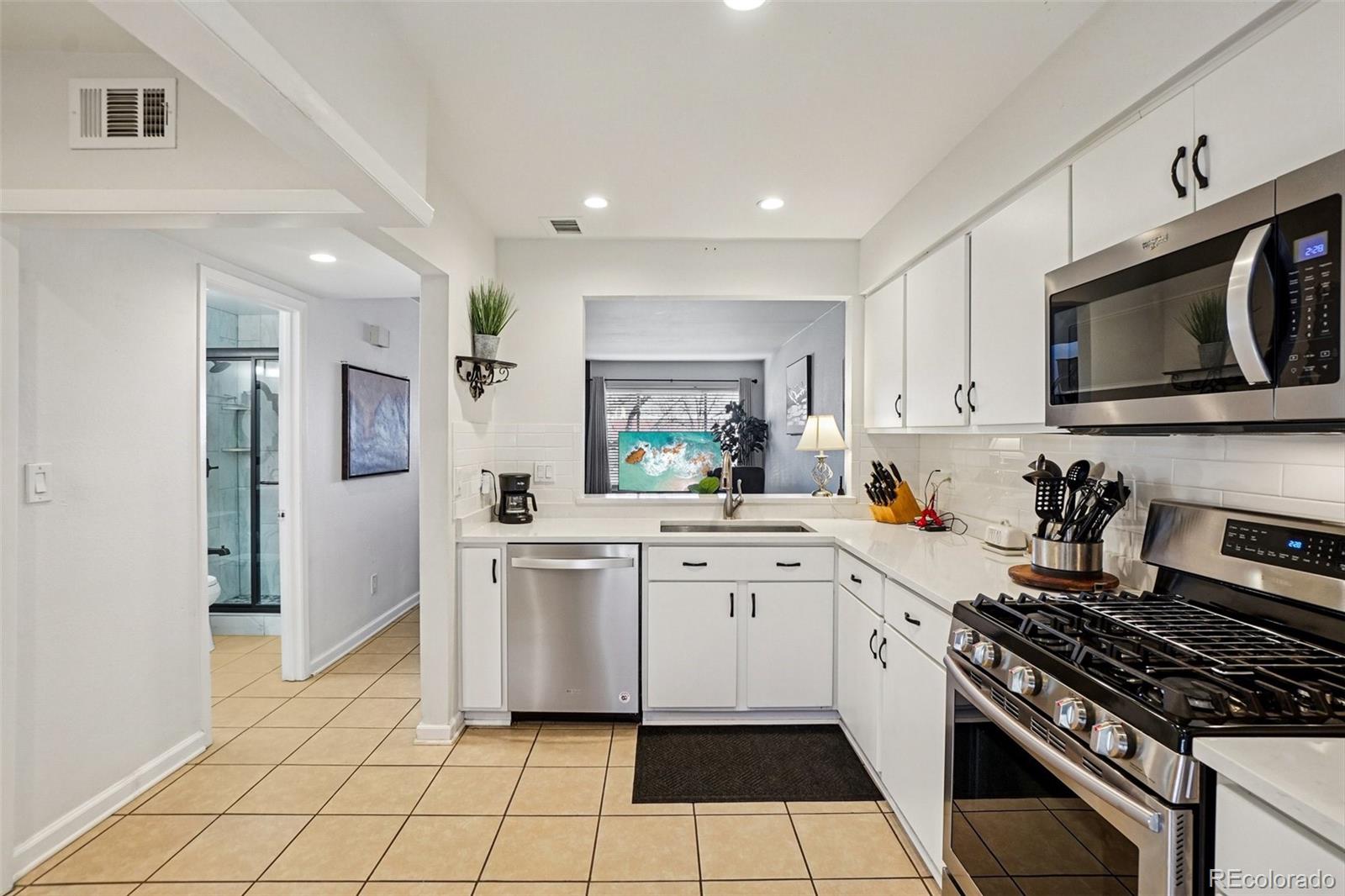 MLS Image #4 for 1305 s sable boulevard ,aurora, Colorado