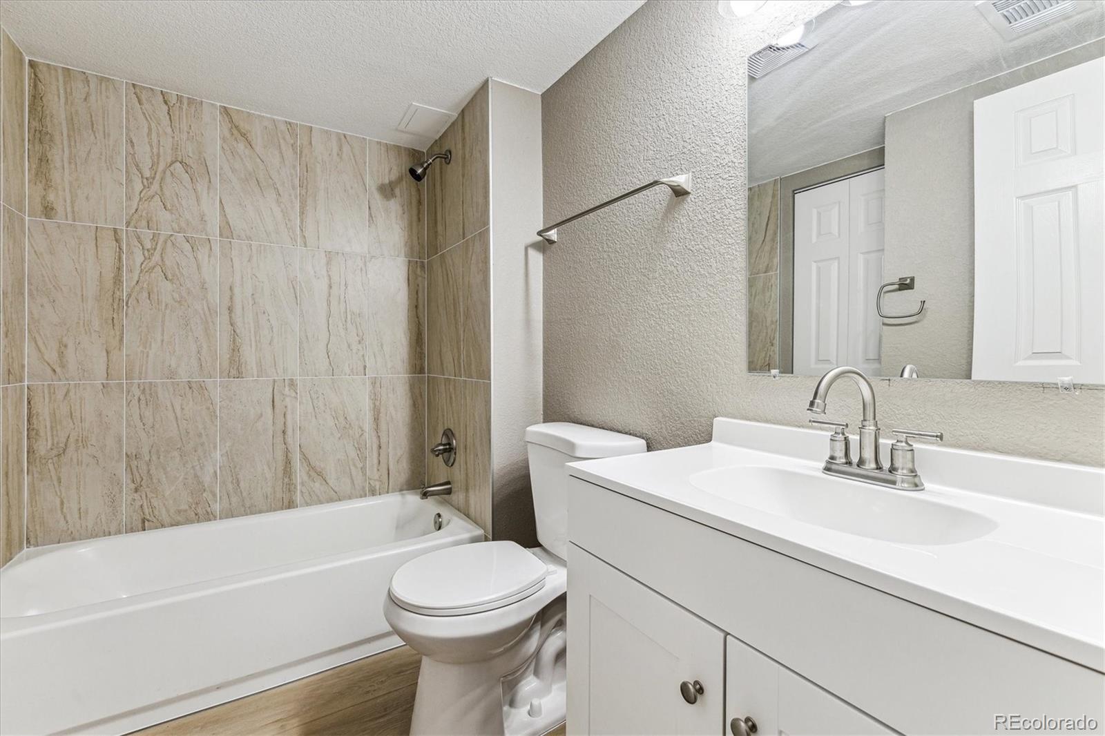 MLS Image #12 for 18004 e ohio avenue 101,aurora, Colorado