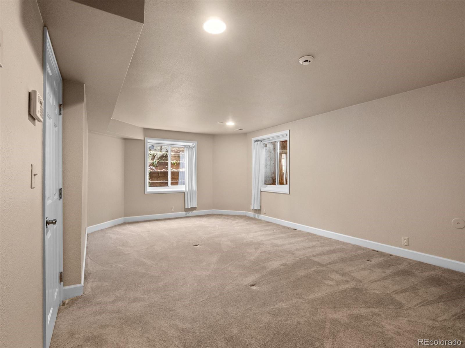 MLS Image #13 for 3880 s elkhart street,aurora, Colorado