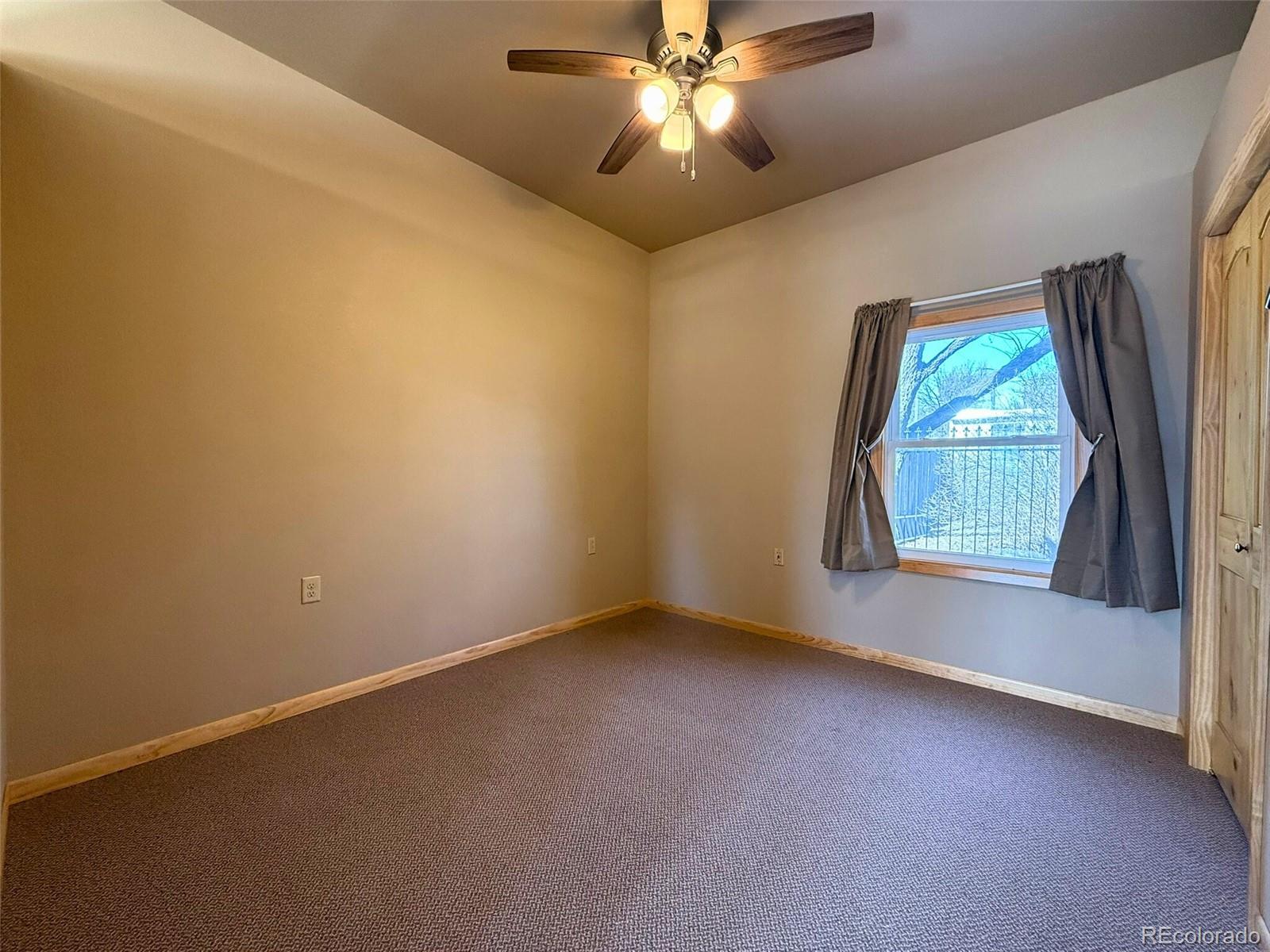 MLS Image #12 for 171  oak street,burlington, Colorado