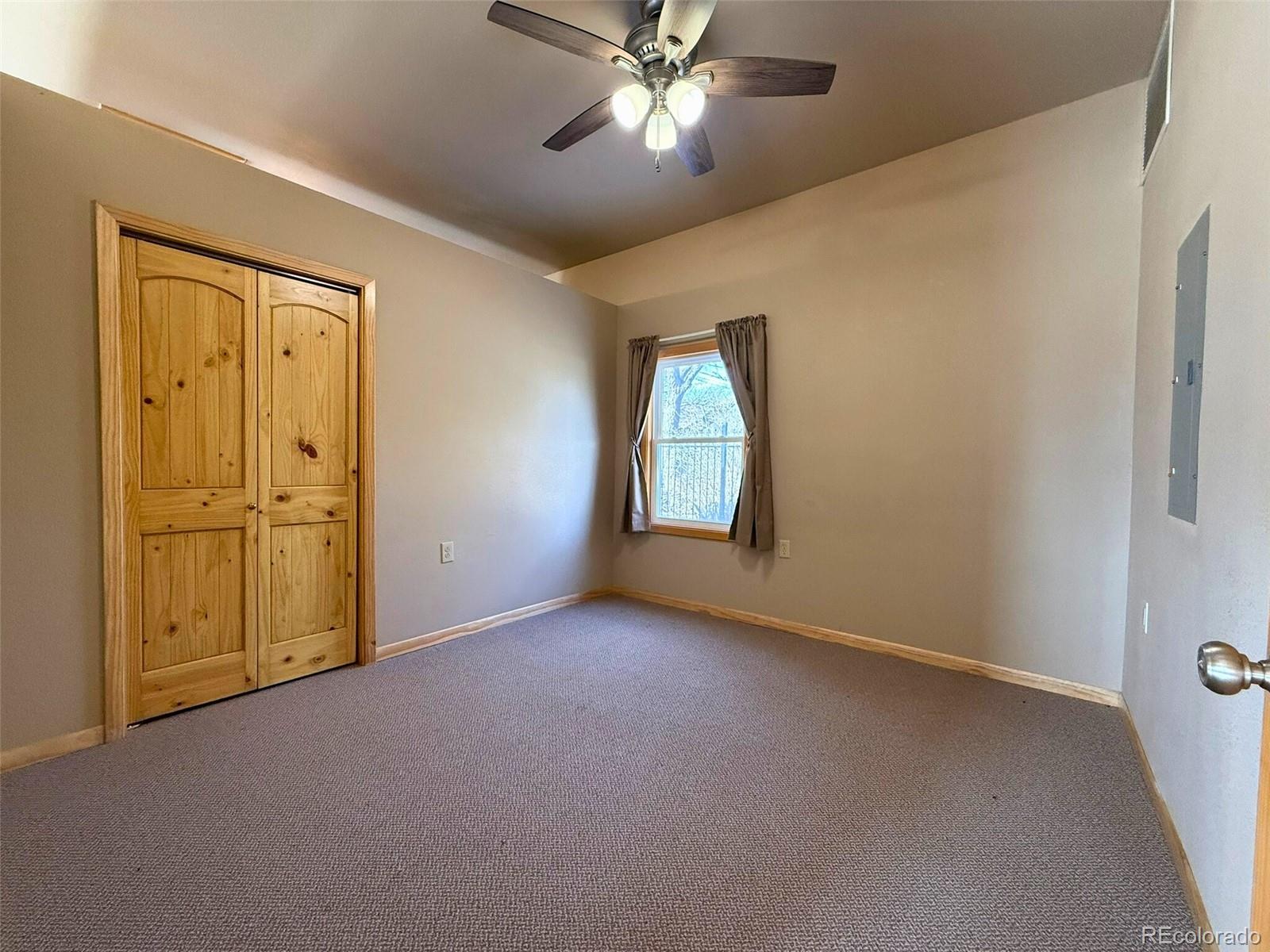 MLS Image #14 for 171  oak street,burlington, Colorado