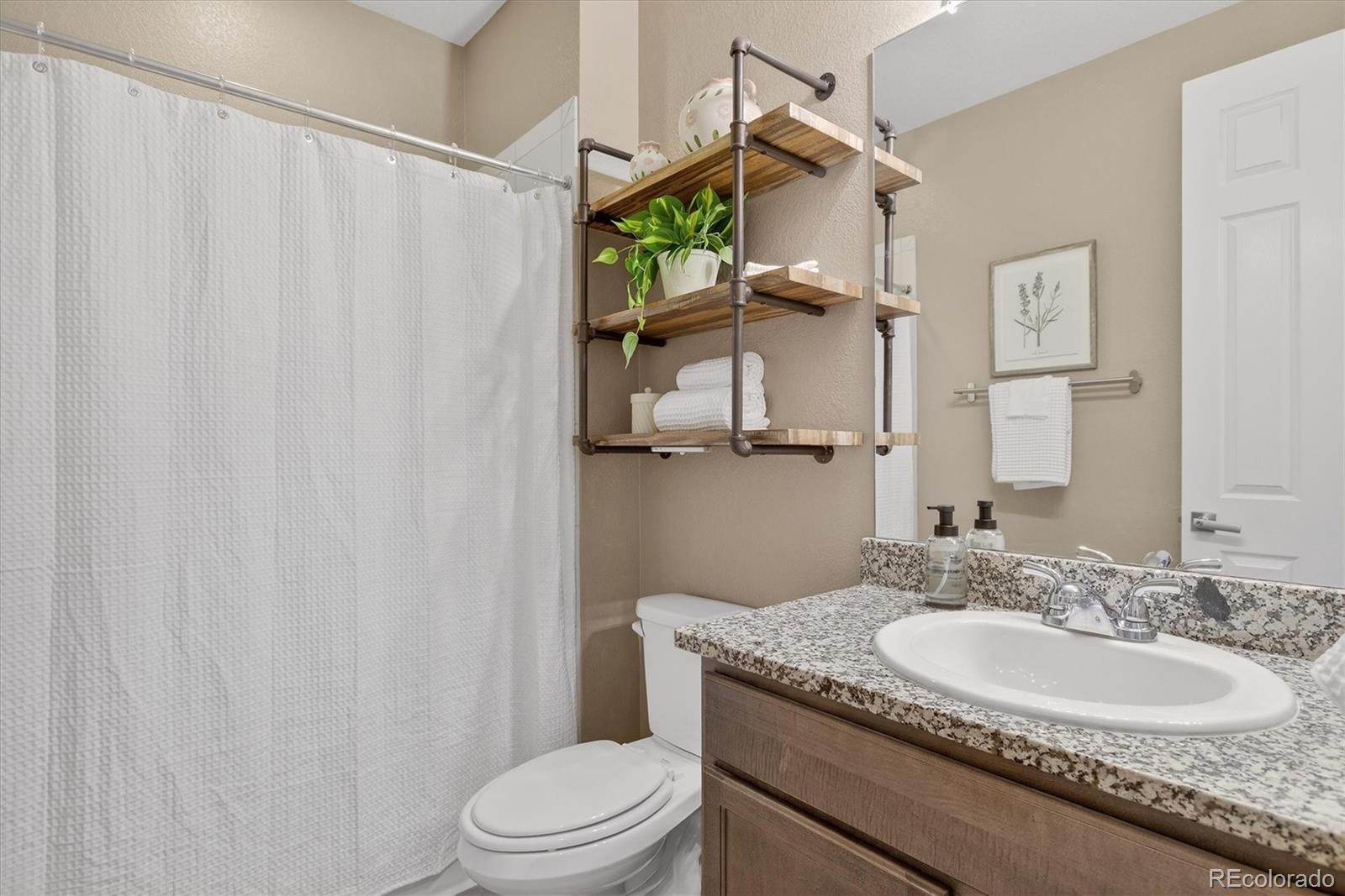 MLS Image #17 for 22350 e mansfield place,aurora, Colorado
