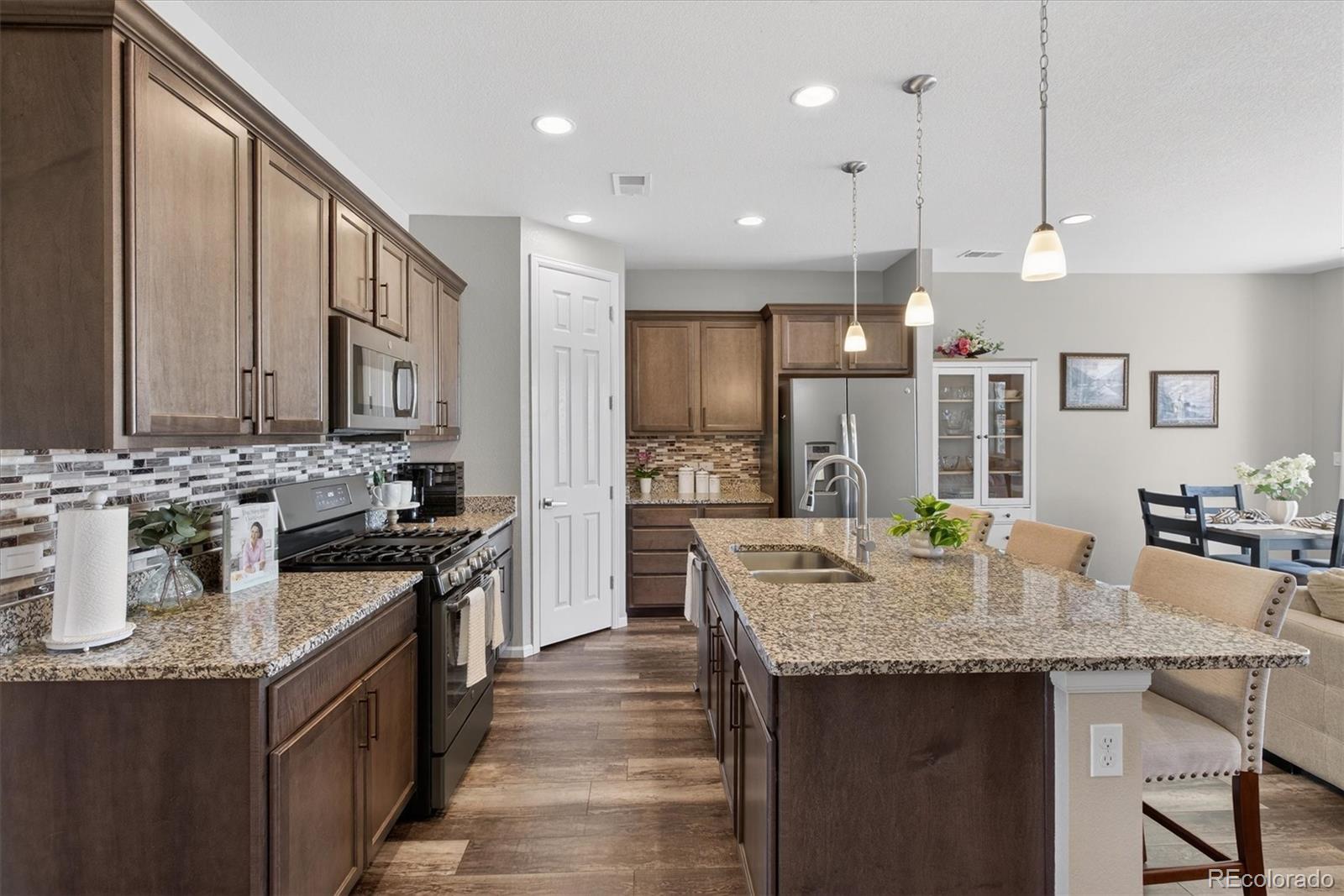 MLS Image #5 for 22350 e mansfield place,aurora, Colorado