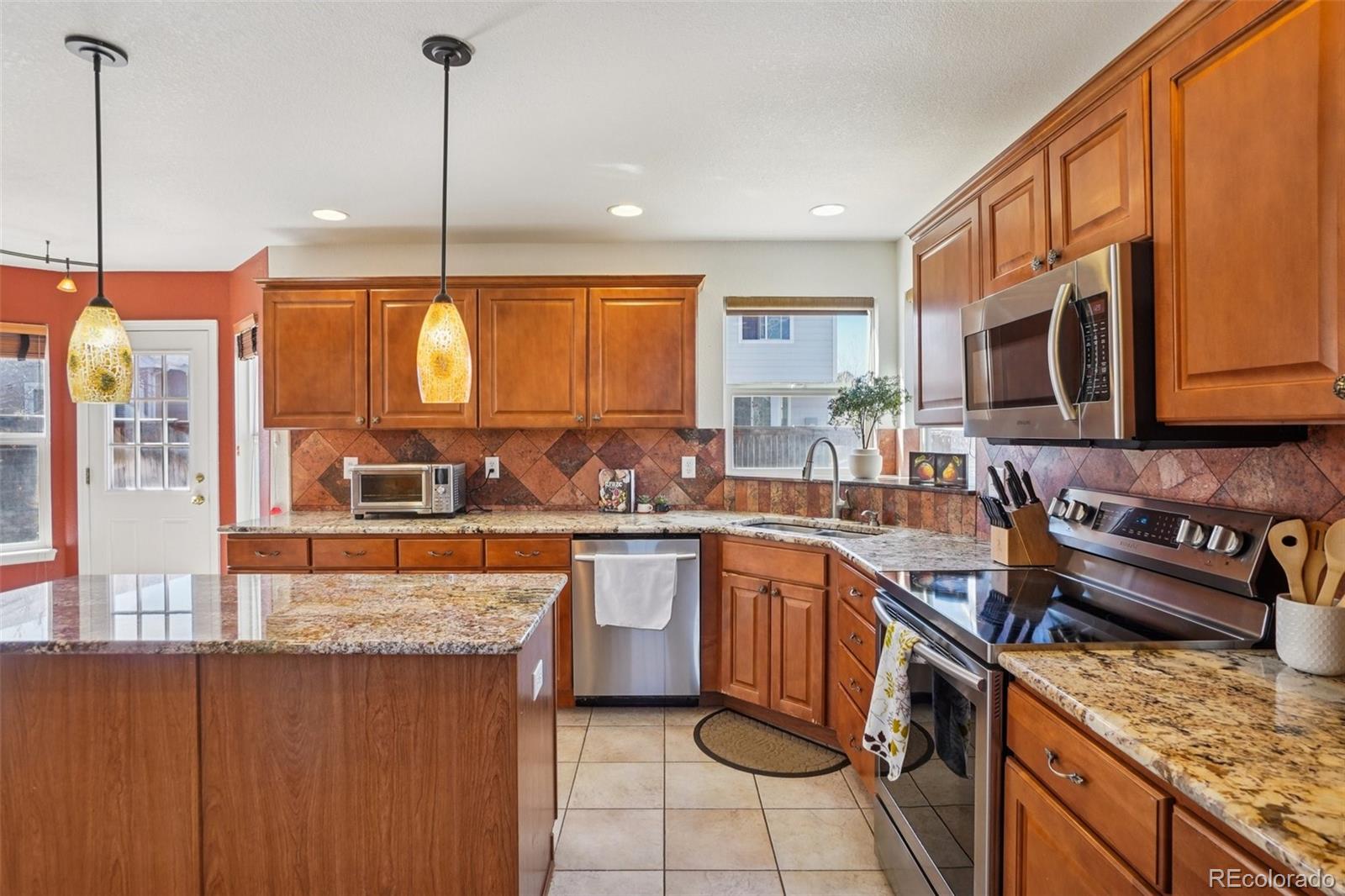 MLS Image #11 for 10157  garfield circle,thornton, Colorado